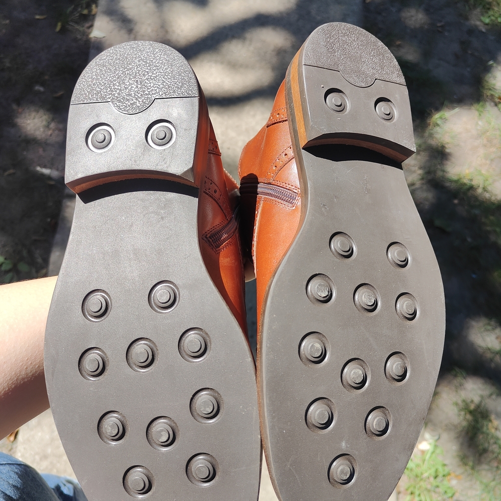 Men's Brown Leather Shoes (Read Description Please)